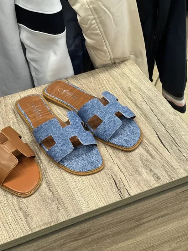 Thumbnail for MULES HERMES